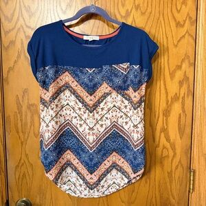 Rewind Navy and Peach Chevron Floral Cap-Sleeve Top